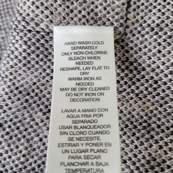 Chicos Longline Cardigan Size 0 S 4 Pockets Open Front Cap Sleeve Animal Print - Picture 7 of 10